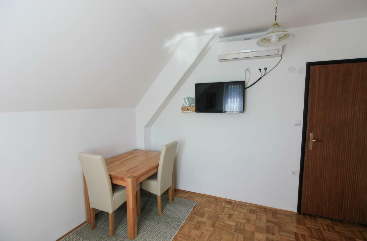 Hotel House Milan Rastovača Zewnętrze zdjęcie